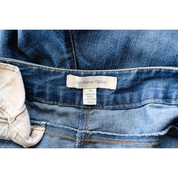 Northern Isles size 10 Women's Jeans Floral embroidered straight leg - Picture 3 of 11